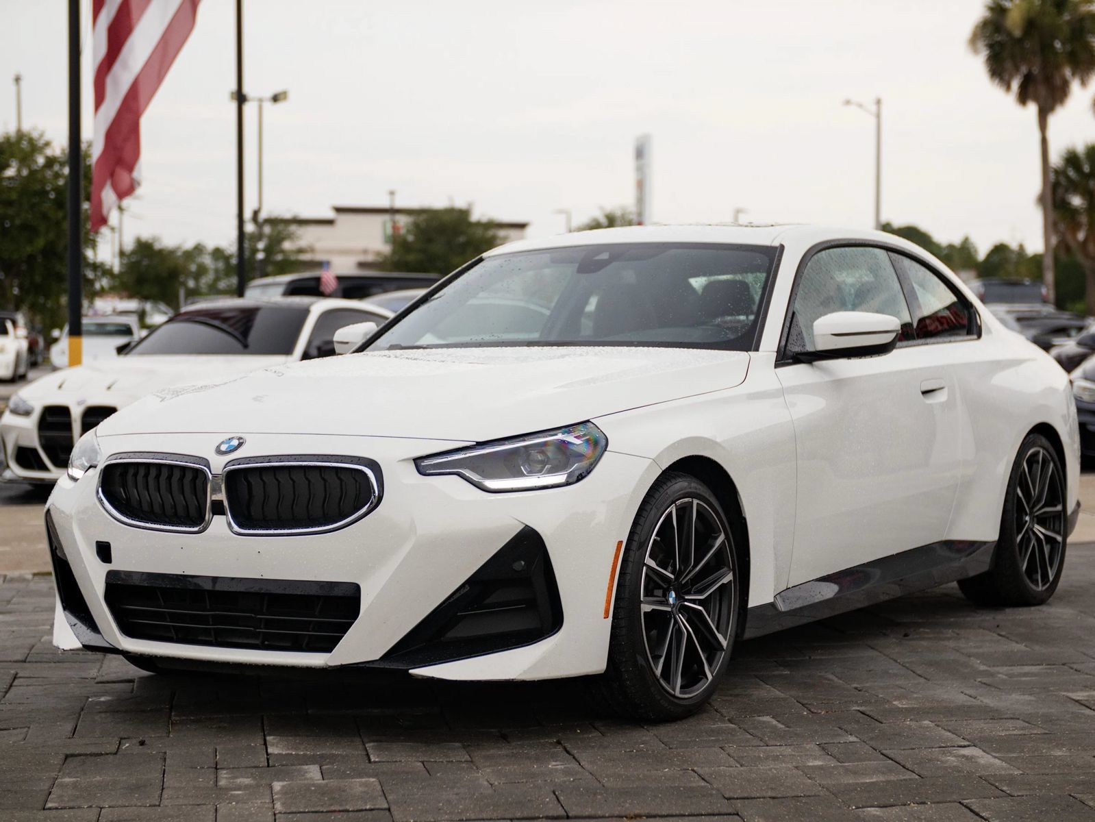 Used 2022 BMW 230i Coupe w/ M Sport Package RWD image 7