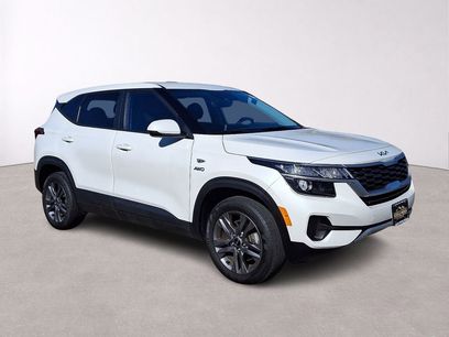 Used 2023 Kia Seltos LX