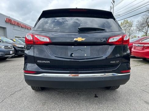 Used 2021 Chevrolet Equinox LT w/ Driver Convenience Package image 5