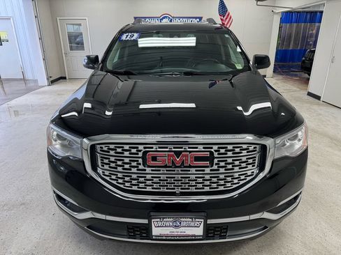 Used 2019 GMC Acadia Denali w/ Technology Package AWD/4WD image 13
