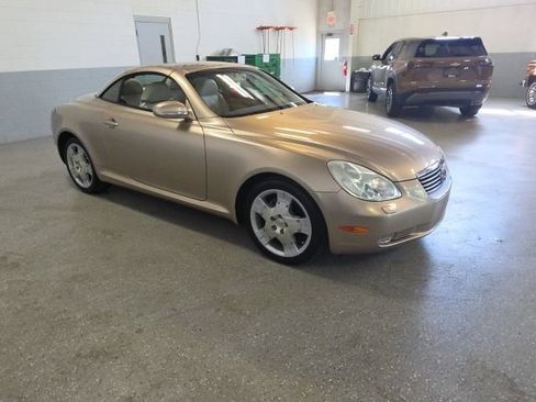 Used 2004 Lexus SC 430 Convertible RWD image 9