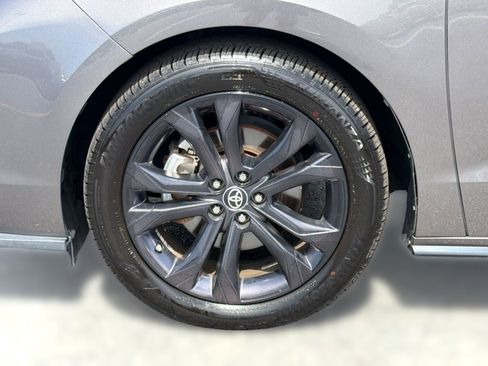 Certified 2022 Toyota Sienna XSE w/ XSE Plus Package FWD image 13