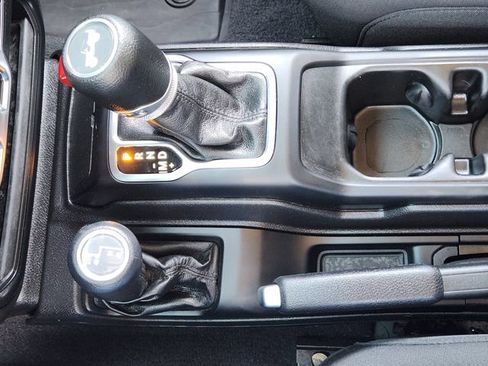 Used 2022 Jeep Wrangler Unlimited Sport image 20