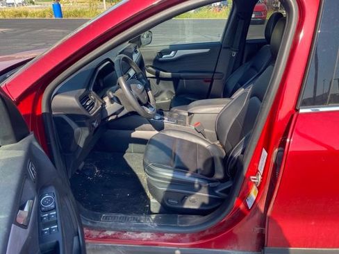 Used 2023 Ford Escape Platinum AWD/4WD image 10