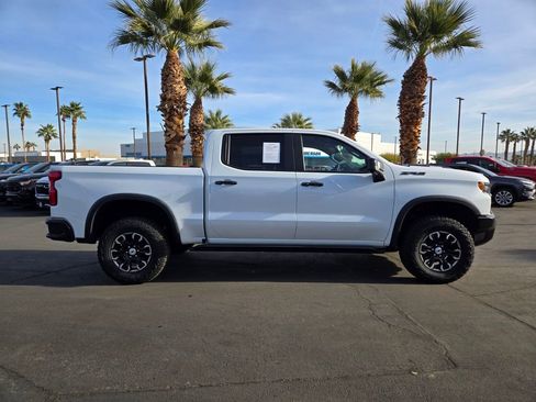 Used 2025 Chevrolet Silverado 1500 ZR2 image 7