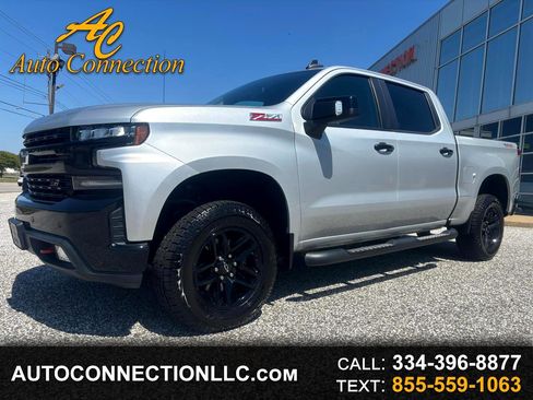Used 2020 Chevrolet Silverado 1500 LT Trail Boss image 1