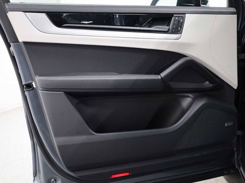 New 2026 Porsche Cayenne S AWD/4WD image 16