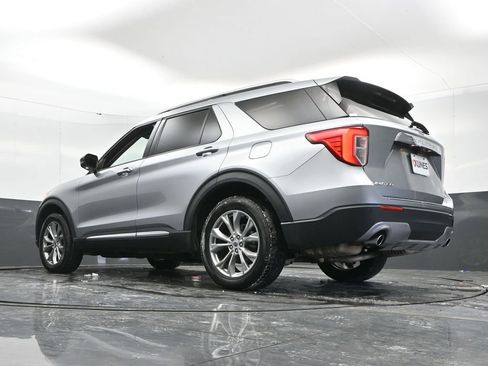 Used 2022 Ford Explorer Limited w/ Equipment Group 301A image 54