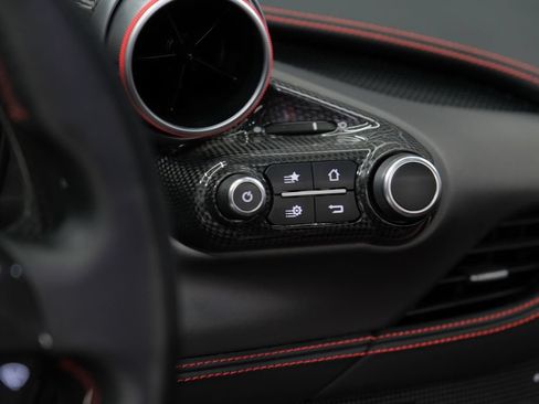 Used 2022 Ferrari F8 Tributo RWD image 46