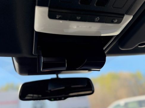 Used 2025 Mitsubishi Outlander SEL Black Edition image 29