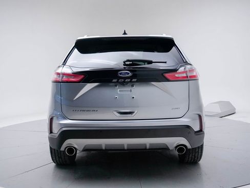 Used 2022 Ford Edge Titanium image 9