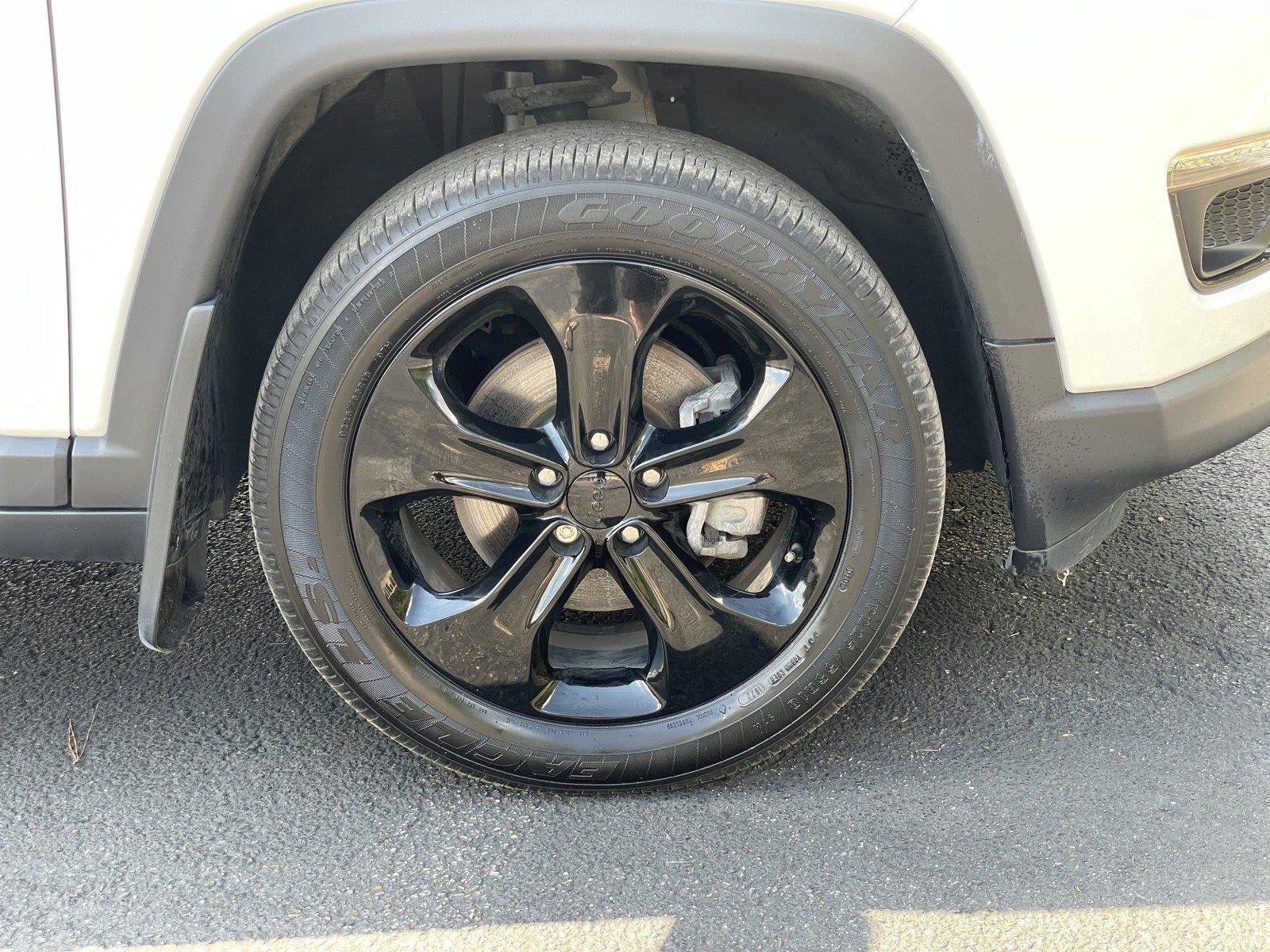Used 2018 Jeep Compass Latitude w/ Popular Equipment Group AWD/4WD image 52