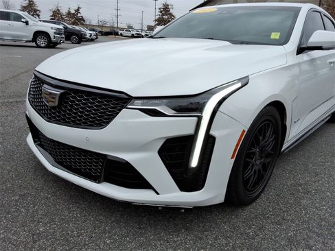 Used 2023 Cadillac CT4 V Blackwing w/ LPO, Blue Accent Package image 9