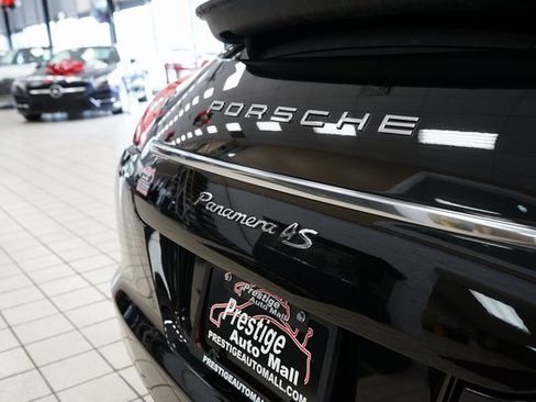 Used 2010 Porsche Panamera S image 17