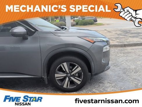 Used 2021 Nissan Rogue SL FWD image 3