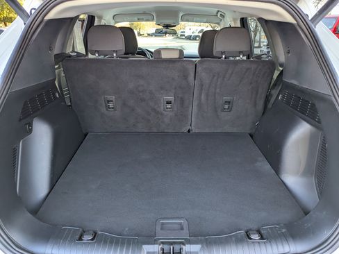 Used 2022 Ford Escape SE w/ Convenience Package image 16