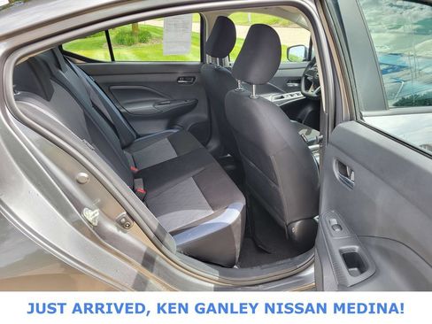 Used 2025 Nissan Versa SV FWD image 18
