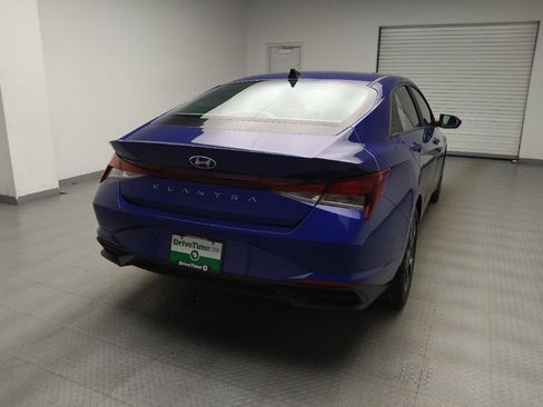 Used 2023 Hyundai Elantra SEL w/ Convenience Package FWD image 7