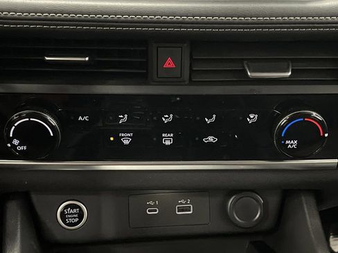 Used 2021 Nissan Rogue S image 17