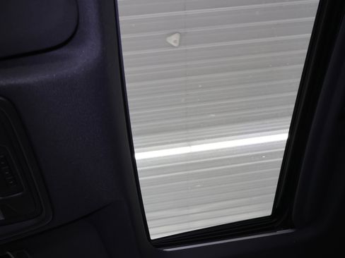 Used 2023 Chevrolet Silverado 3500 High Country image 12