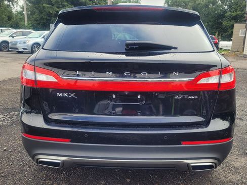 Used 2017 Lincoln MKX Reserve AWD/4WD image 7