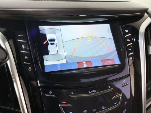 Used 2020 Cadillac Escalade Platinum AWD/4WD image 6