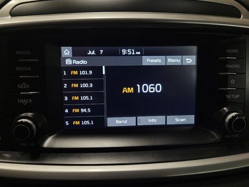 Used 2019 Kia Sorento AWD V6 image 25