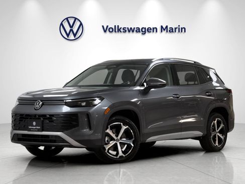 New 2026 Volkswagen Tiguan SE AWD/4WD image 1