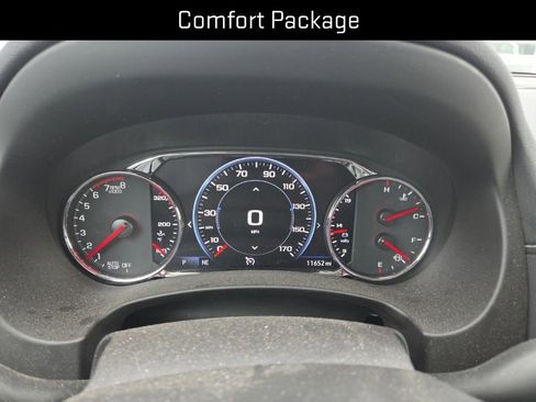 Used 2024 GMC Terrain Denali w/ Black Diamond Edition image 17