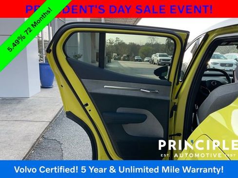 Certified 2025 Volvo EX30 Ultra image 21