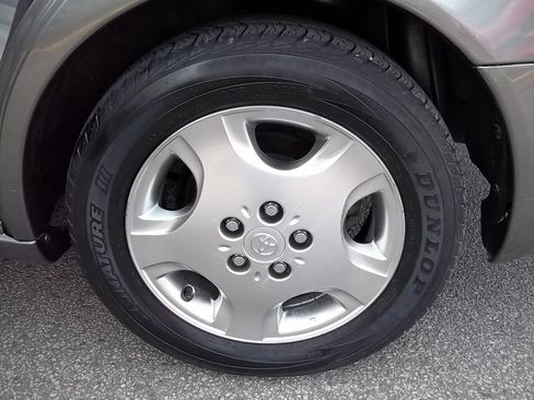 Used 2003 Toyota Avalon XLS image 25