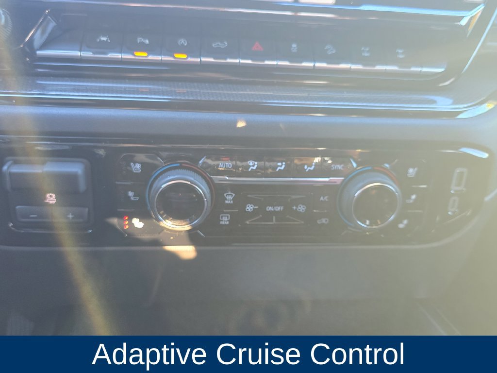 Used 2025 Chevrolet Silverado 1500 ZR2 w/ Technology Package AWD/4WD image 35