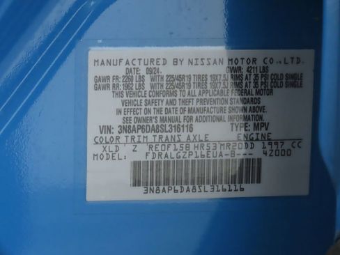 Used 2025 Nissan Kicks SR image 33