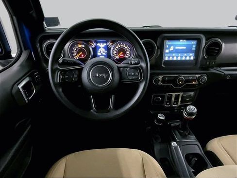 Used 2023 Jeep Wrangler Sport AWD/4WD image 5