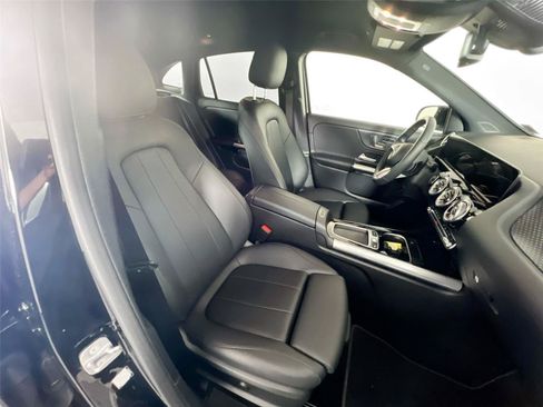 Certified 2024 Mercedes-Benz GLA 250 4MATIC image 27