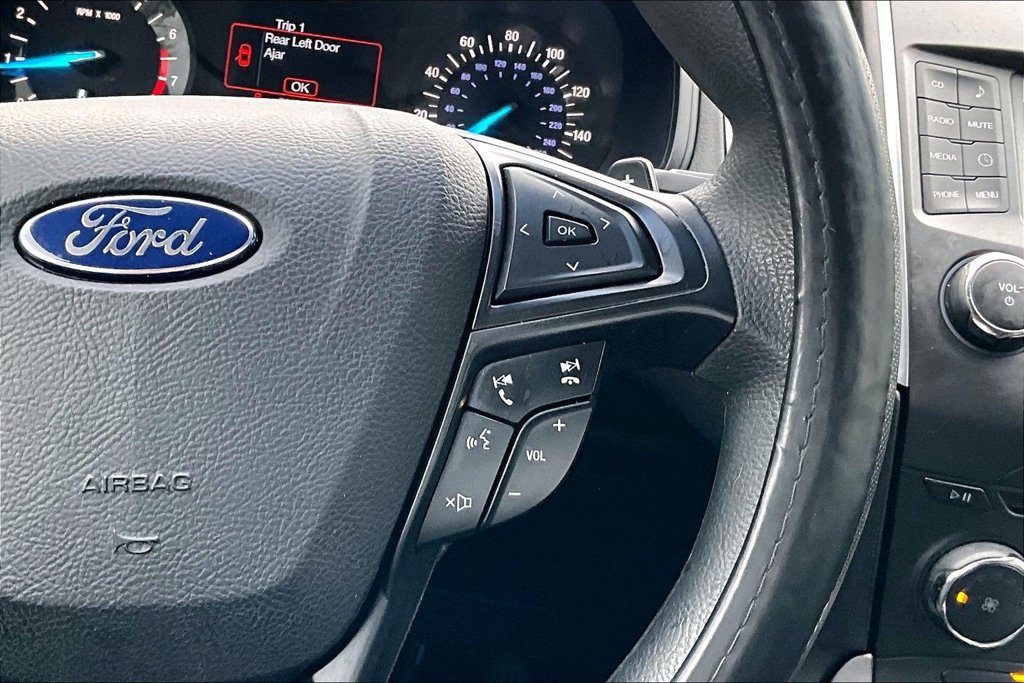 Used 2016 Ford Edge SE FWD image 20