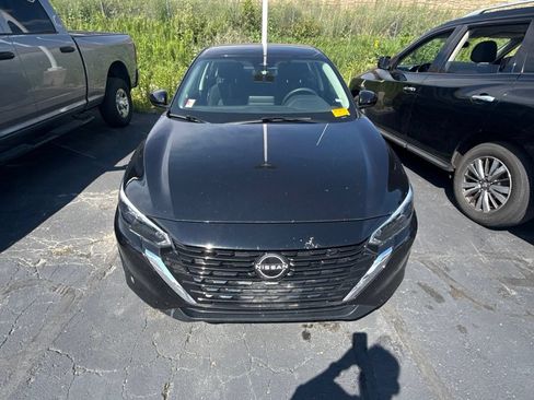 Certified 2024 Nissan Sentra SV FWD image 2