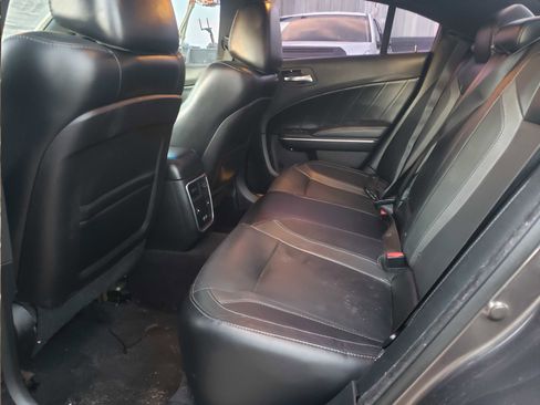 Used 2015 Dodge Charger R/T w/ Plus Group image 10