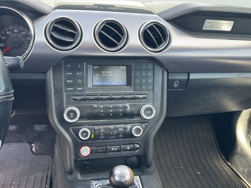 Used 2015 Ford Mustang GT RWD image 25