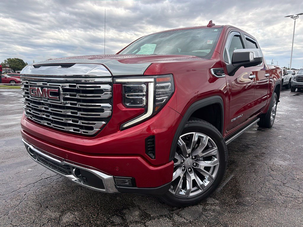 Used 2023 GMC Sierra 1500 Denali w/ Denali Reserve Package AWD/4WD image 2