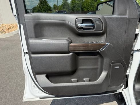Used 2021 Chevrolet Silverado 1500 LT Trail Boss w/ Convenience Package II AWD/4WD image 15
