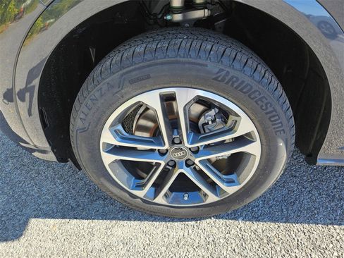 New 2025 Audi Q5 Premium image 25