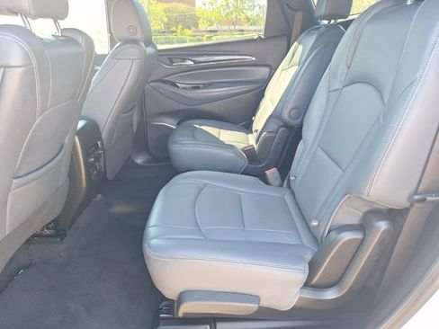 Certified 2024 Buick Enclave Premium image 27