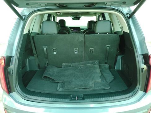 Used 2025 Kia Telluride S AWD/4WD image 25