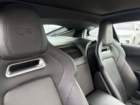Used 2018 Jaguar F-TYPE R image 14