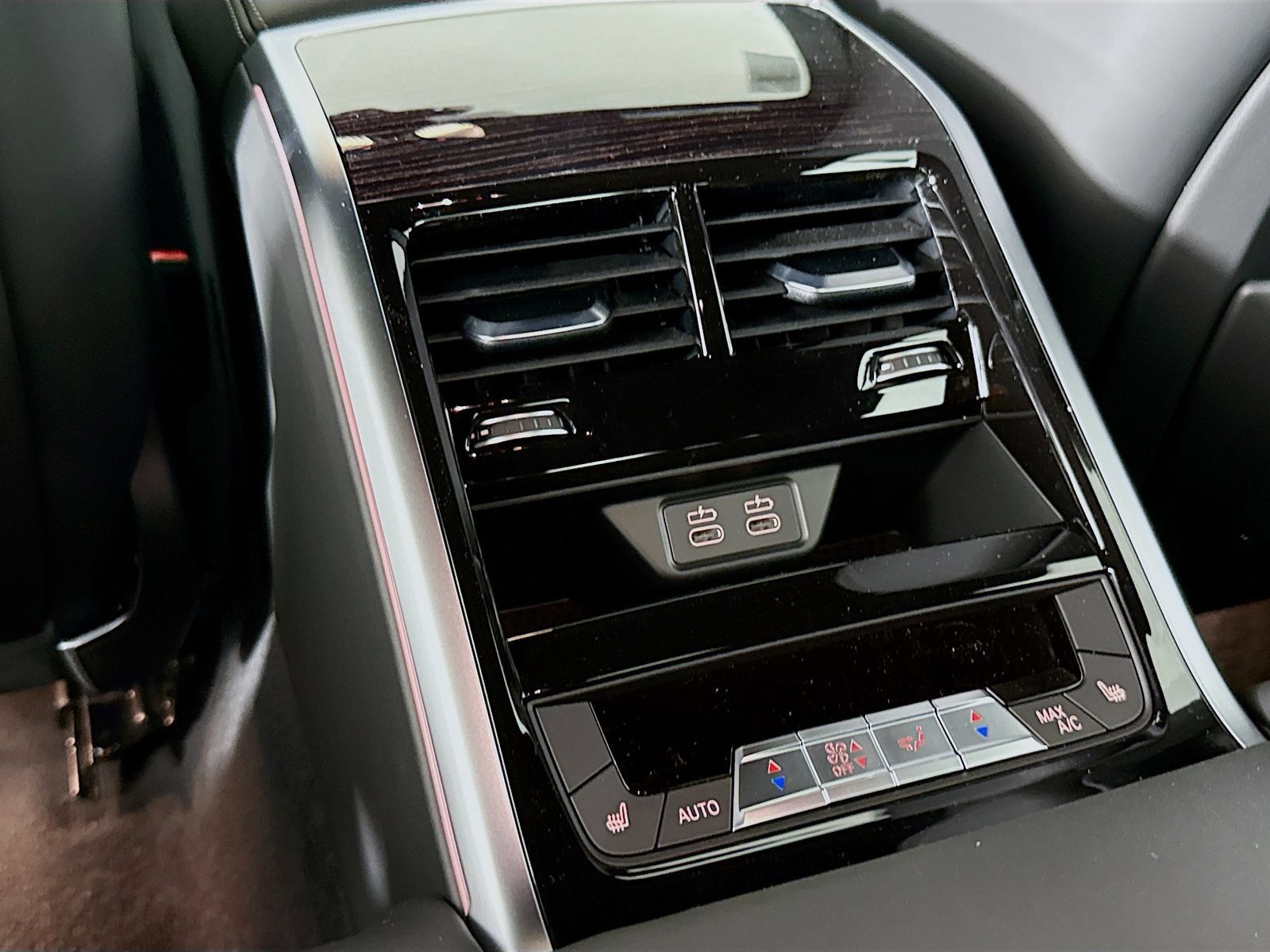 Used 2026 BMW 840i w/ M Sport Professional Package RWD image 27