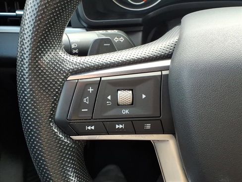 Used 2023 Mitsubishi Outlander ES image 21