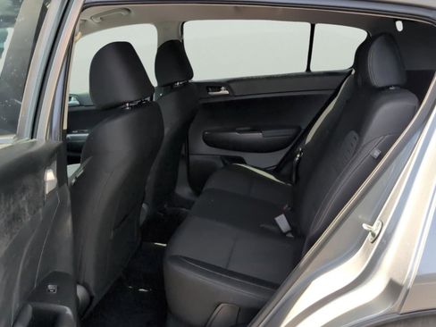 Used 2020 Kia Sportage LX w/ LX Popular Package image 33