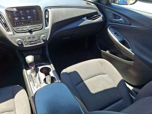 Used 2023 Chevrolet Malibu RS FWD image 12