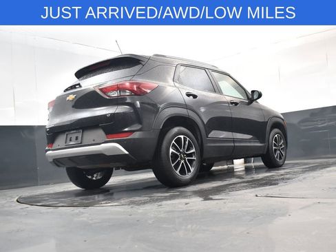 Used 2025 Chevrolet TrailBlazer LT w/ Driver Confidence Package image 27